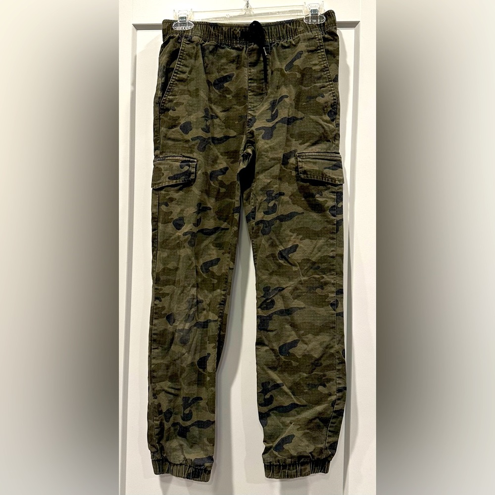 Kids/Boys OLD NAVY Camouflage Cargo Pants